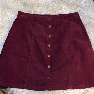 FOREVER 21 MAROON SKIRT